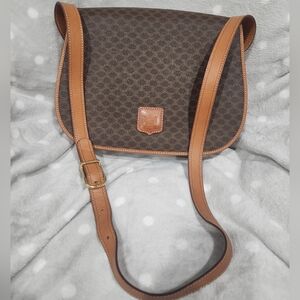 Classic Brown Crossbody Shoulder Bag - Brown Trim